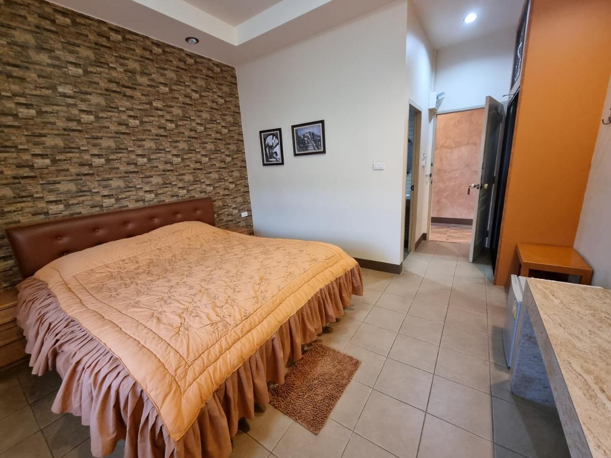 Kireeya Villa Пхетчабурі Екстер'єр фото