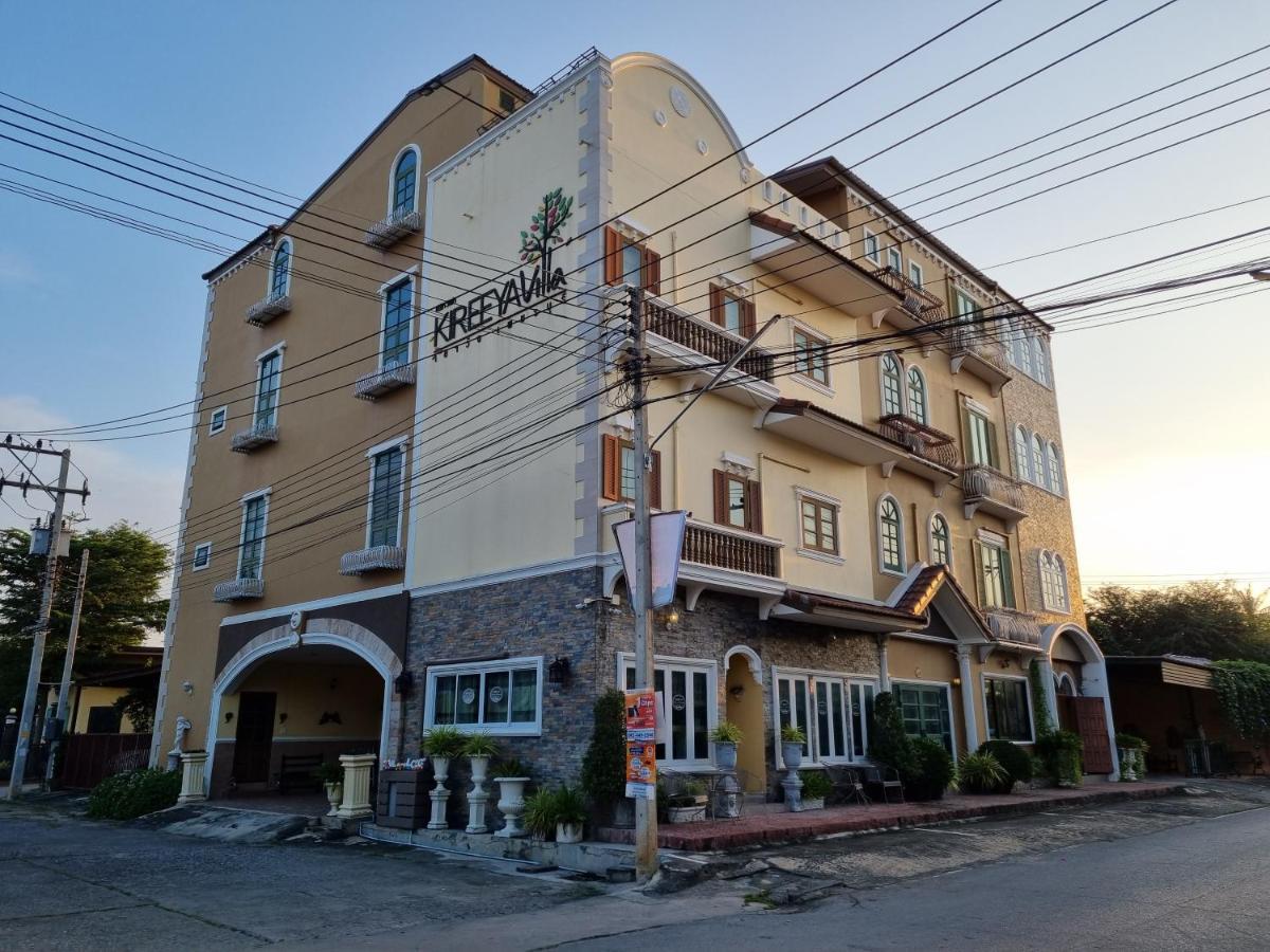 Kireeya Villa Пхетчабурі Екстер'єр фото